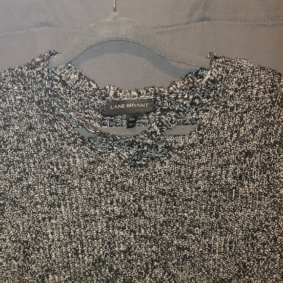 Lane Bryant‎ Sweater - Picture 2 of 3